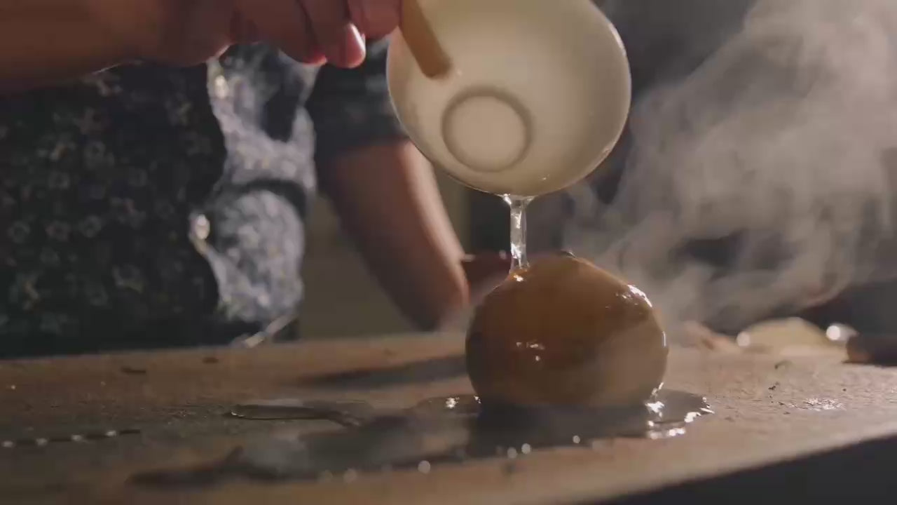 在圖庫查看器中加載和播放視頻, March 8th A Sip to Remember (Exclusive Tea Tasting)